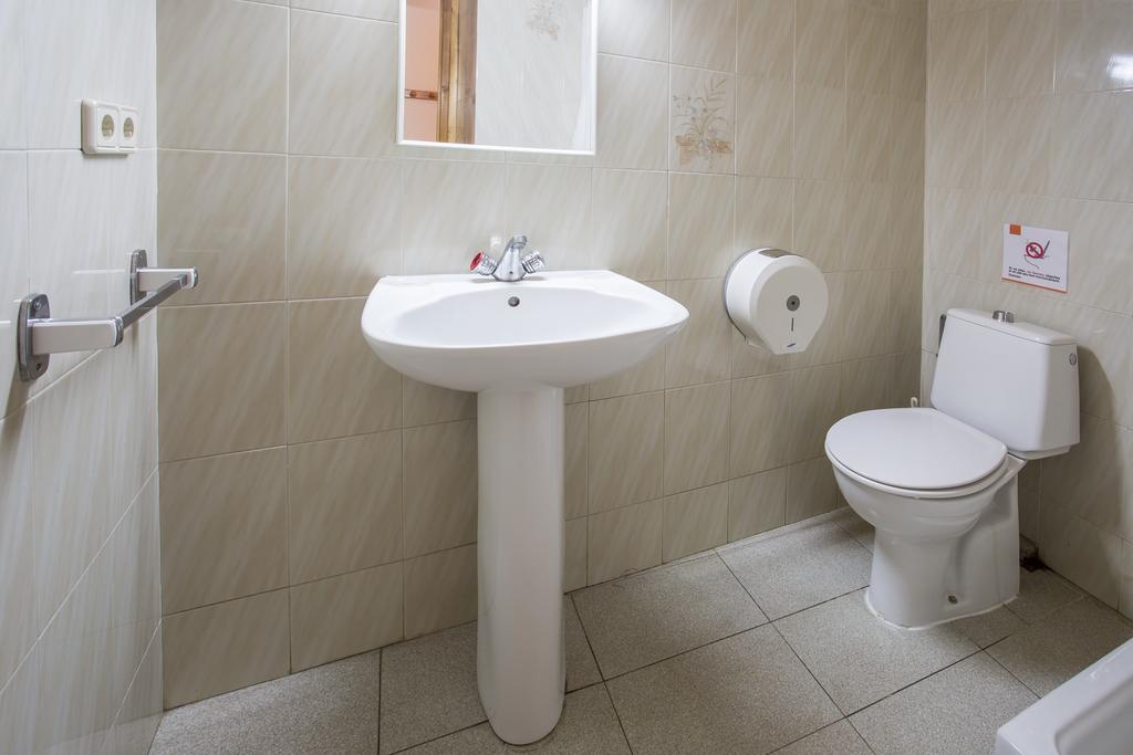 Alberg Anna Maria Janer Llivia Ngoại thất bức ảnh